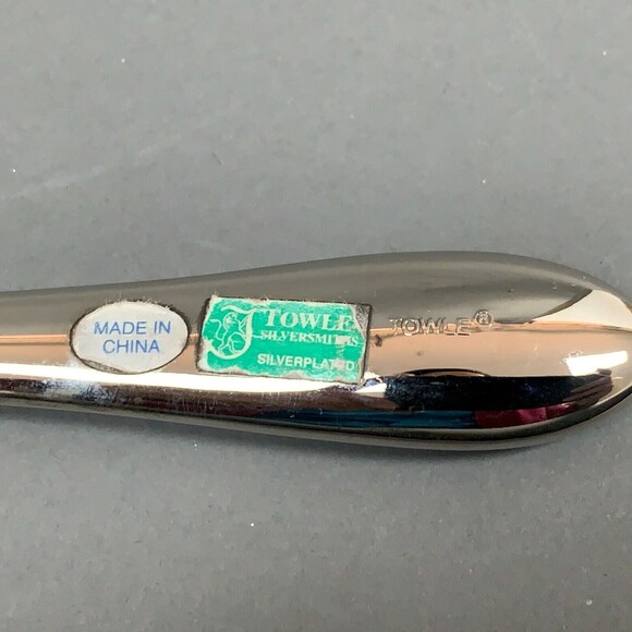Towle Silversmiths Stainless Steel Silver Plate Serving Fork Knife with Box - Picture 4 of 10